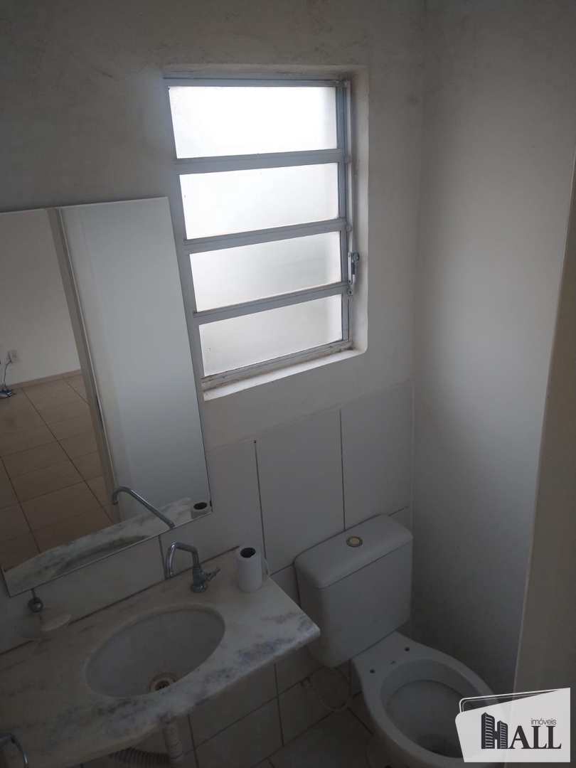 Apartamento à venda com 2 quartos, 75m² - Foto 3