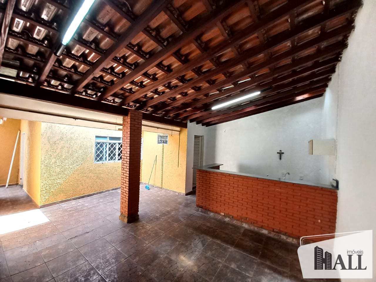 Casa à venda com 3 quartos, 220m² - Foto 16