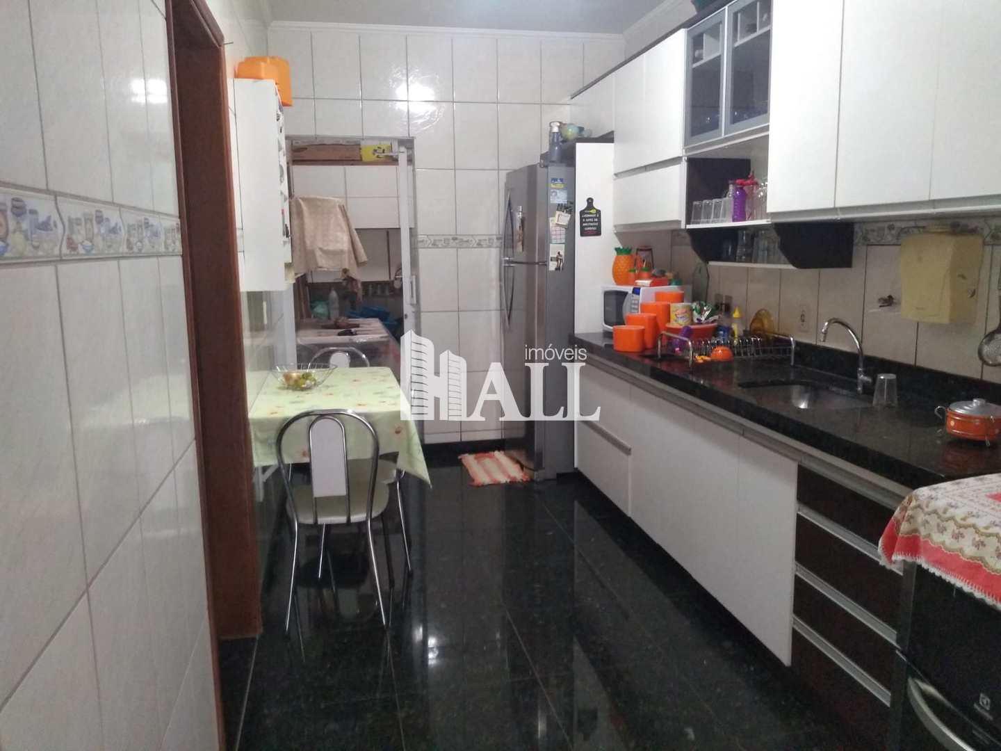 Casa à venda com 3 quartos, 180m² - Foto 11