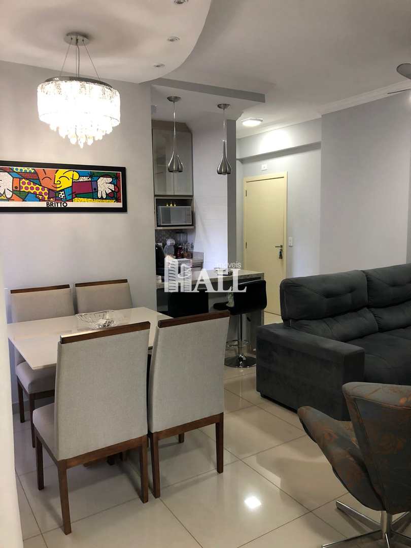 Apartamento à venda com 2 quartos, 68m² - Foto 2