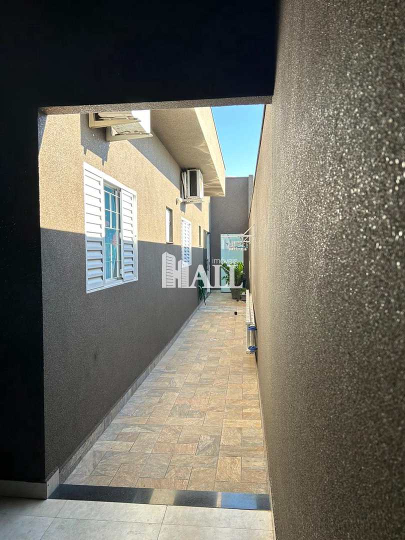 Casa à venda com 2 quartos, 120m² - Foto 13