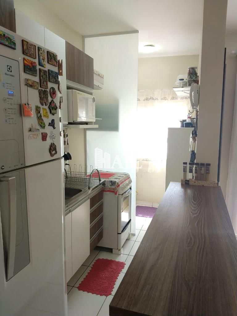 Apartamento à venda com 2 quartos, 58m² - Foto 3