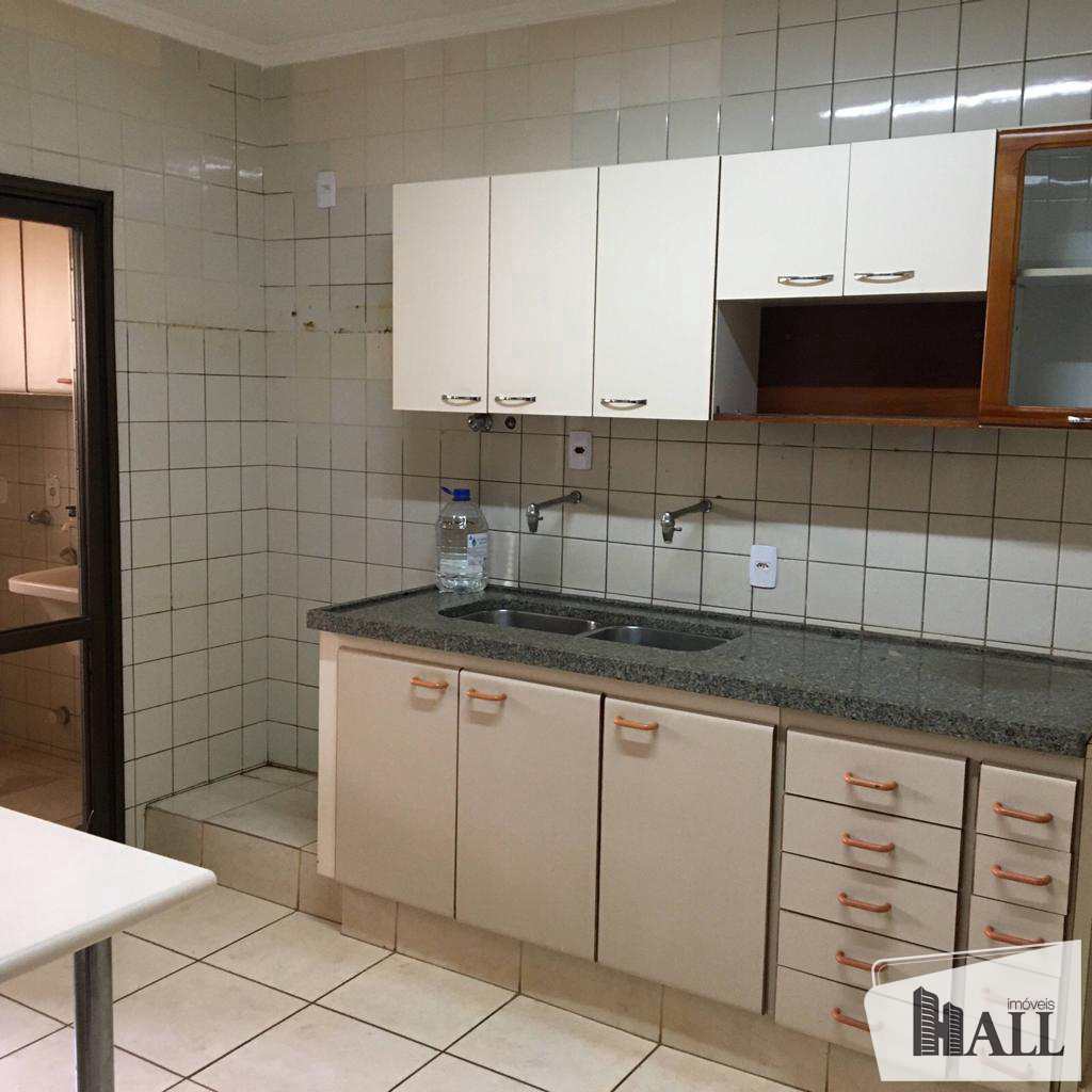 Apartamento à venda com 4 quartos, 268m² - Foto 6