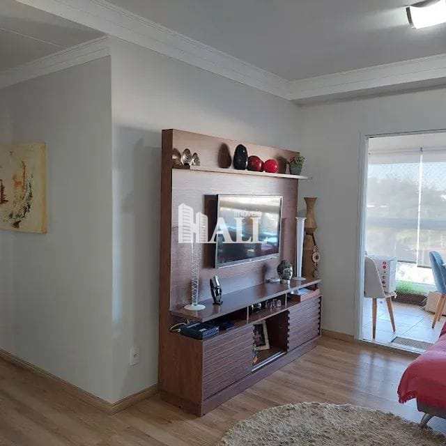 Apartamento à venda com 3 quartos, 115m² - Foto 2