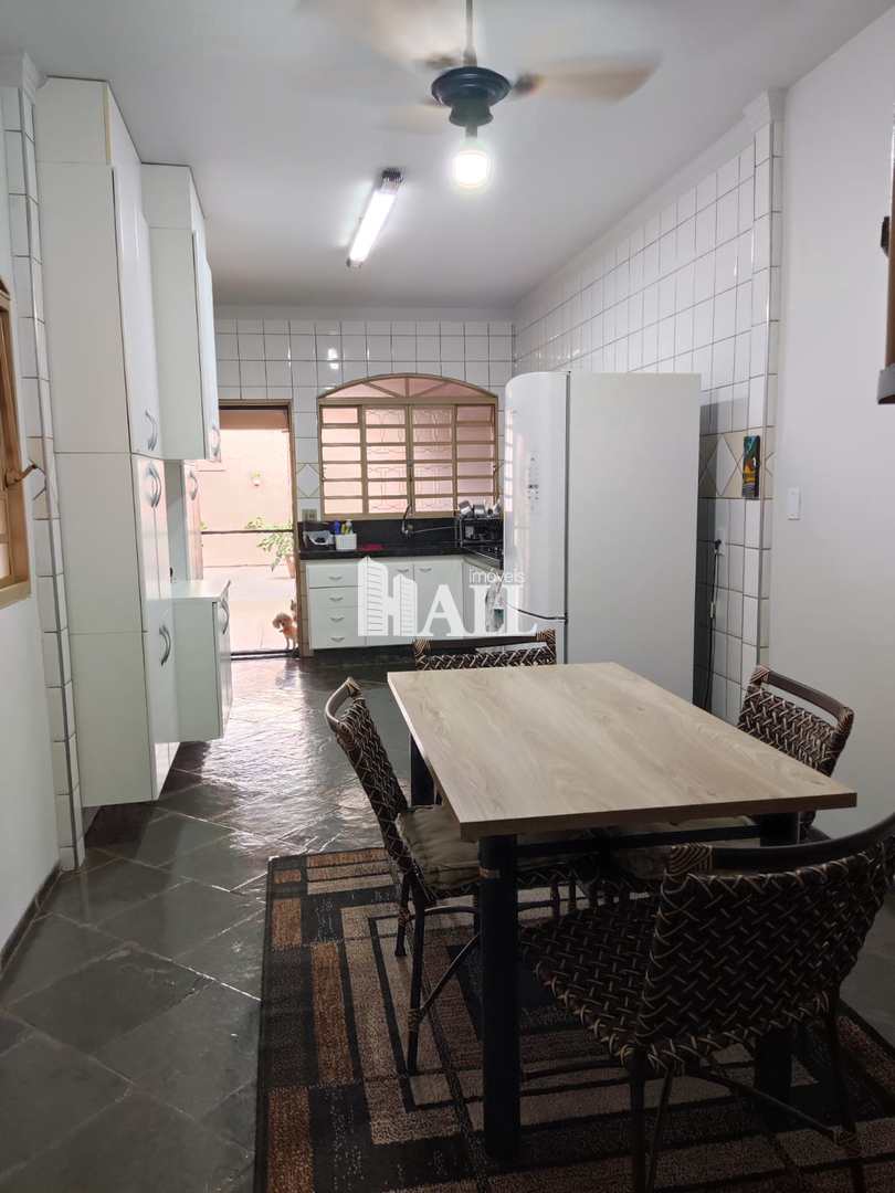 Casa à venda com 3 quartos, 168m² - Foto 20