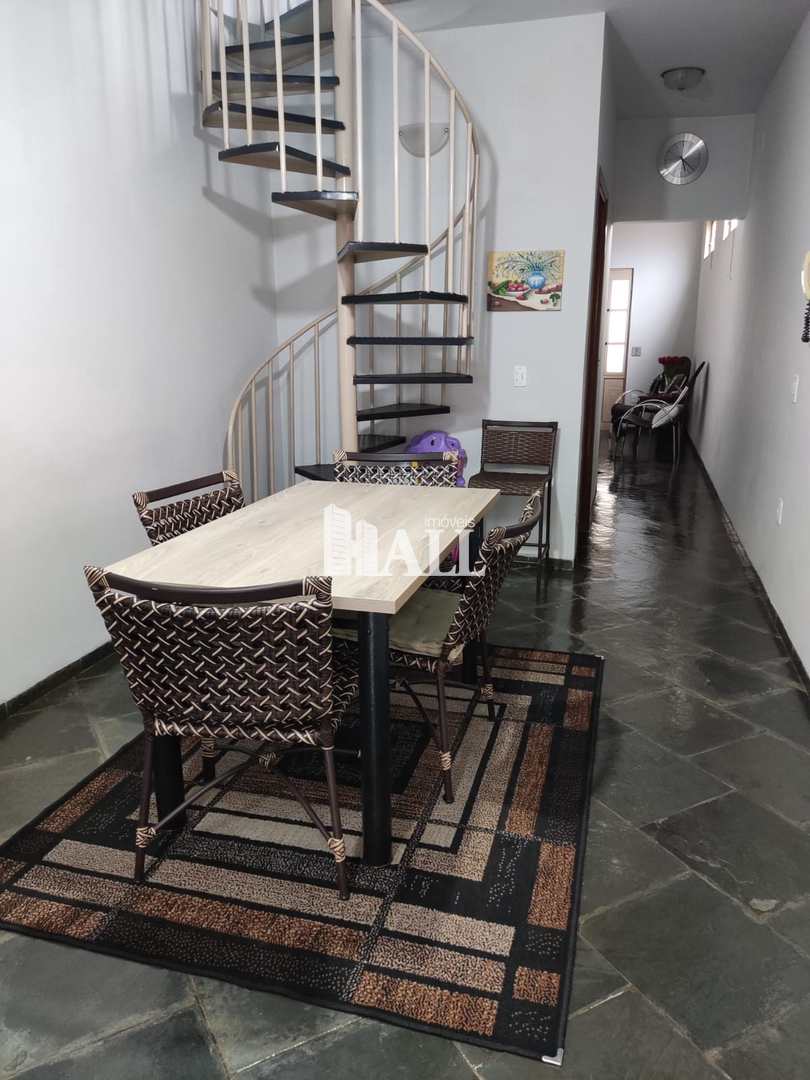 Casa à venda com 3 quartos, 168m² - Foto 12