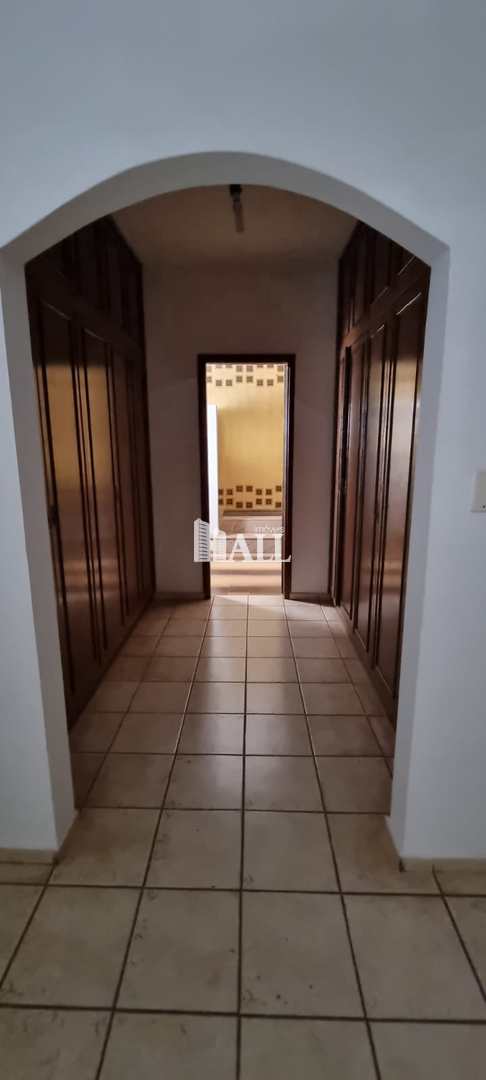 Casa à venda com 7 quartos, 300m² - Foto 18