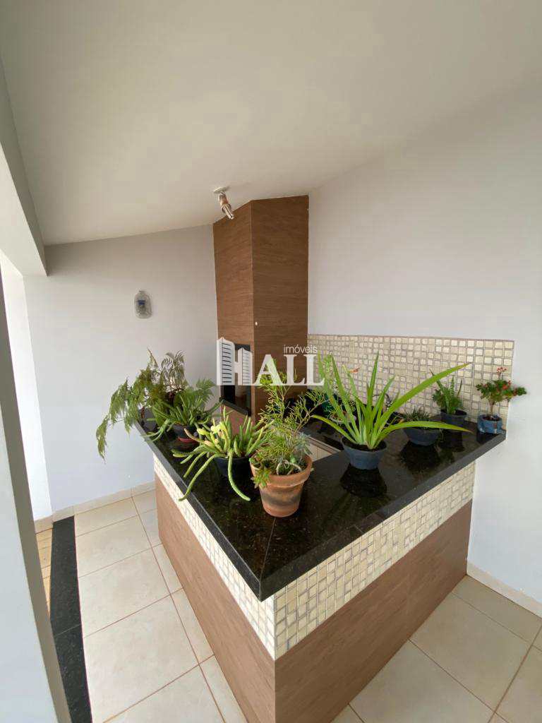 Casa à venda com 3 quartos, 241m² - Foto 15