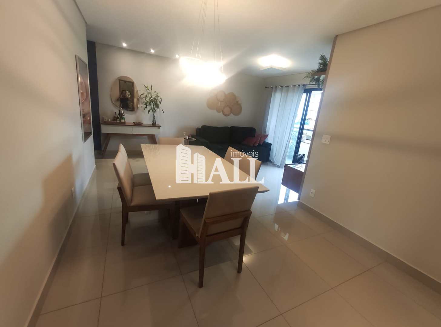 Apartamento à venda com 3 quartos, 105m² - Foto 3