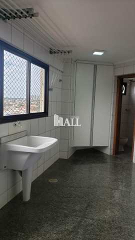 Apartamento à venda com 3 quartos, 135m² - Foto 4