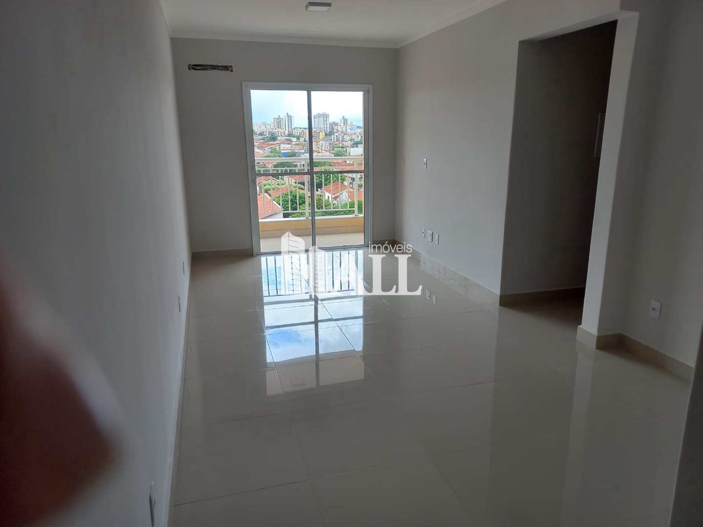 Apartamento à venda com 2 quartos, 72m² - Foto 1