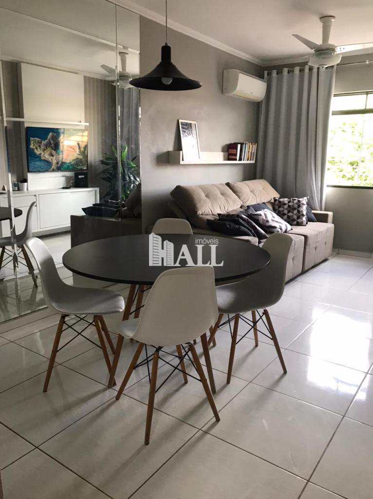 Apartamento à venda com 2 quartos, 63m² - Foto 1