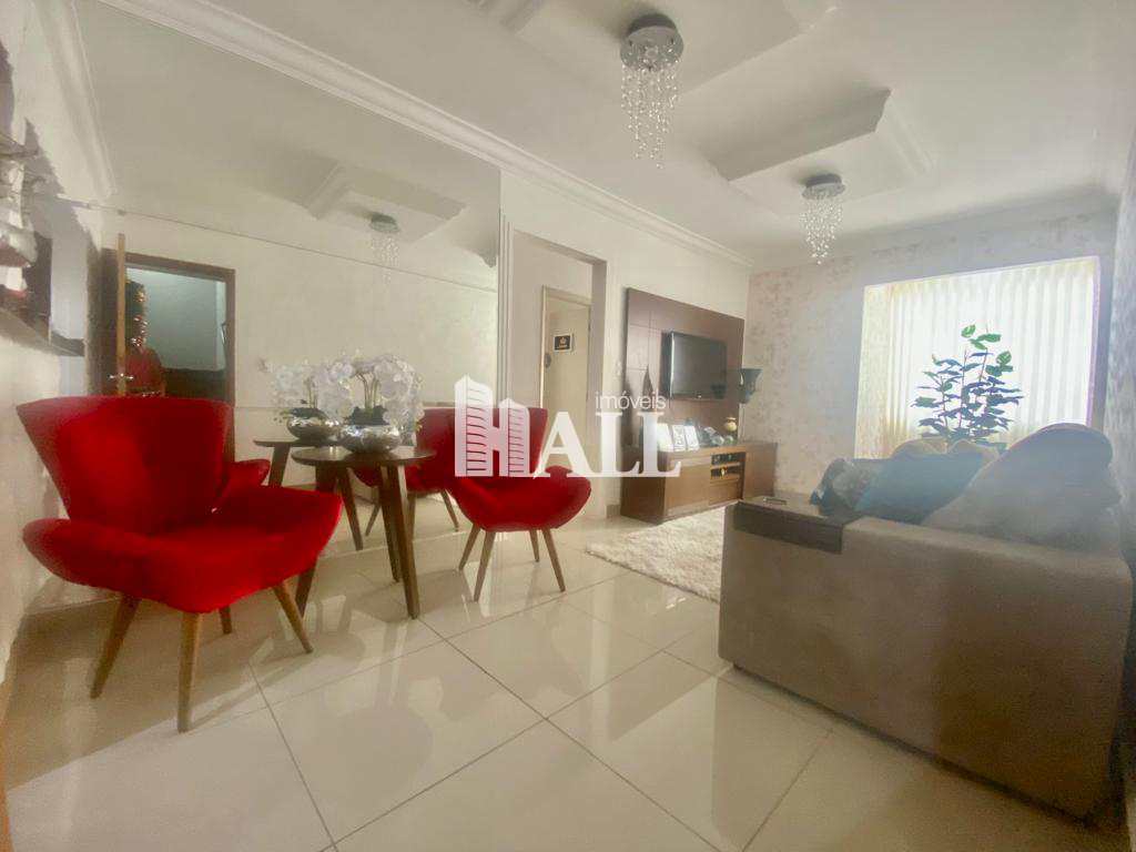 Apartamento à venda com 3 quartos, 85m² - Foto 1