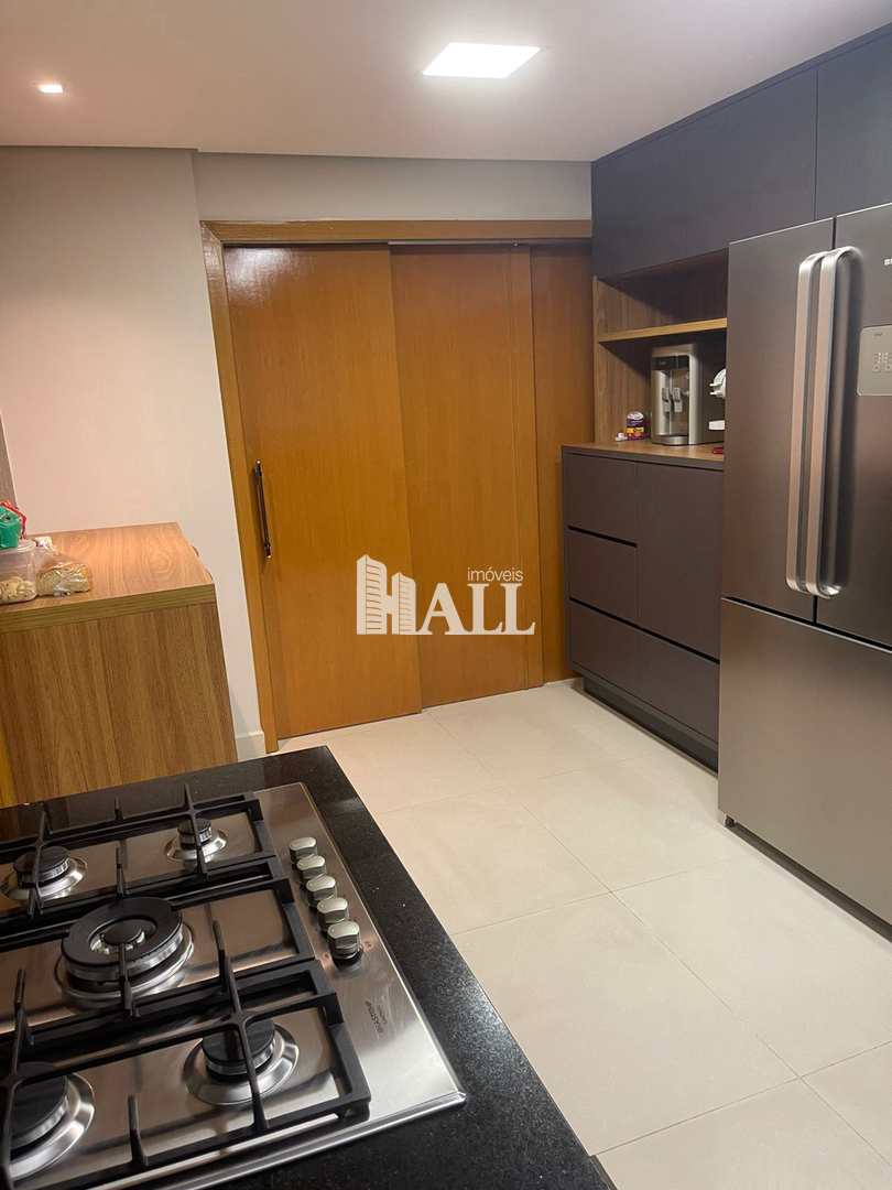 Apartamento à venda com 3 quartos, 140m² - Foto 20