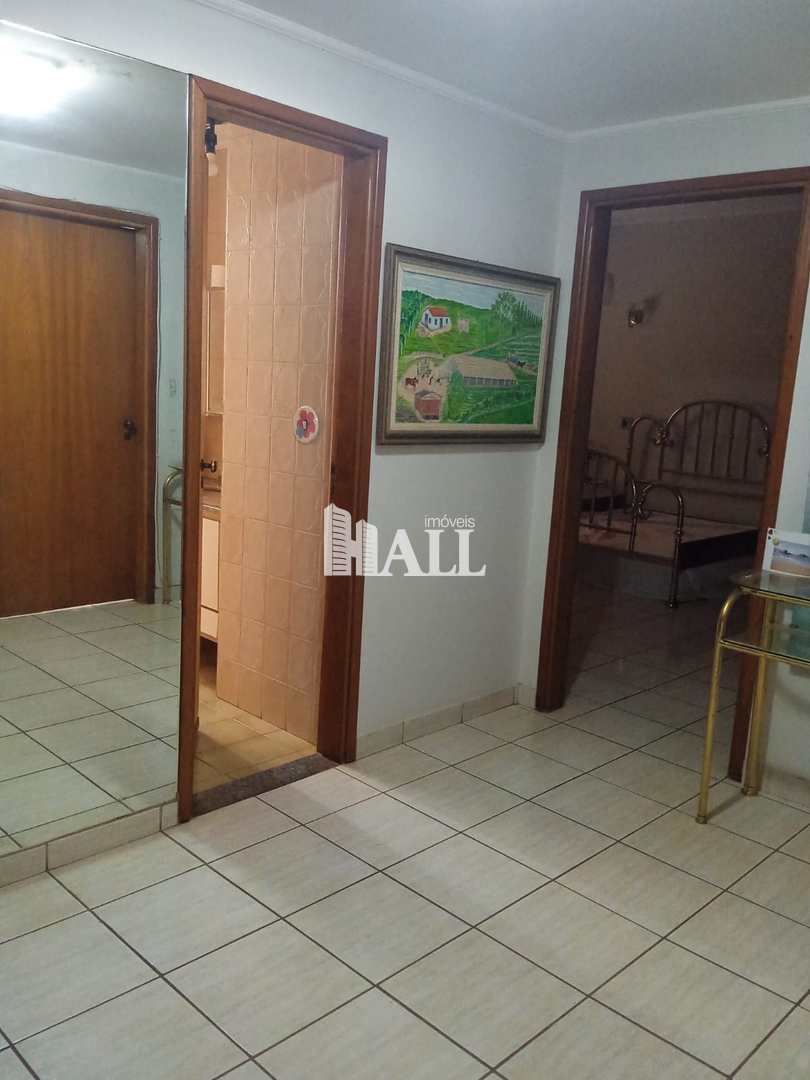 Apartamento à venda com 3 quartos, 157m² - Foto 13