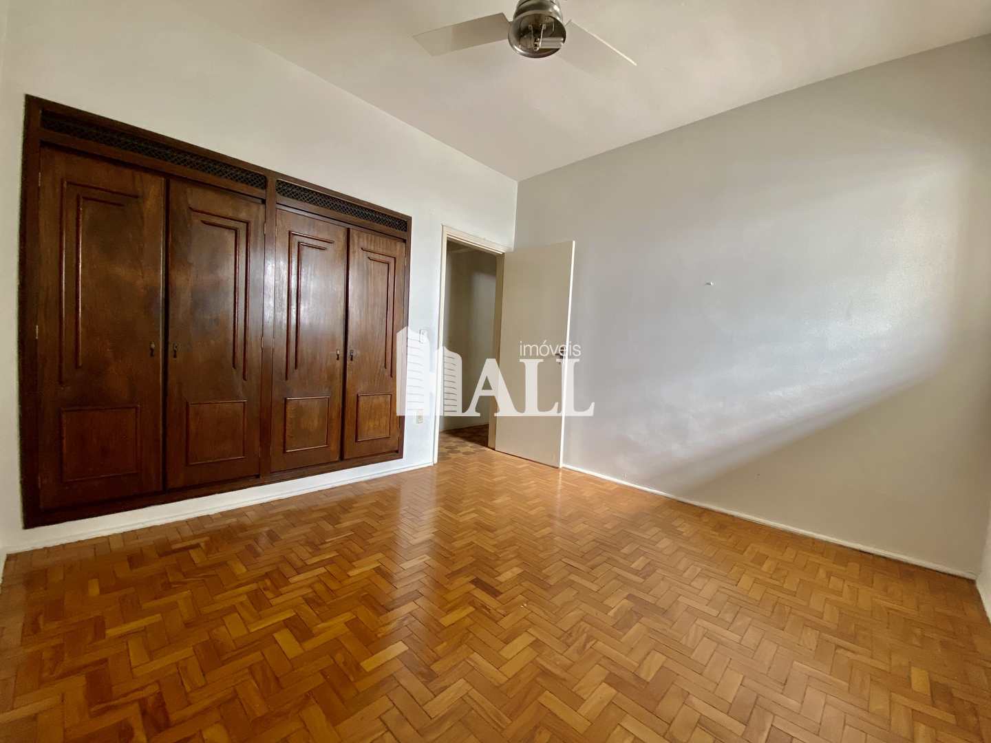 Apartamento à venda com 3 quartos, 113m² - Foto 9