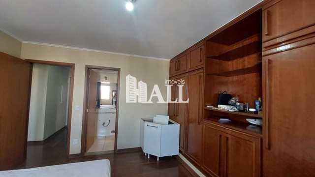 Apartamento à venda com 3 quartos, 134m² - Foto 10