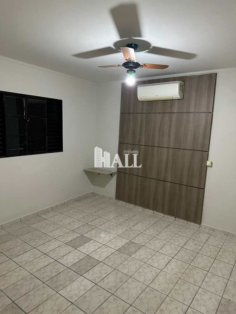 Casa à venda com 2 quartos, 200m² - Foto 9