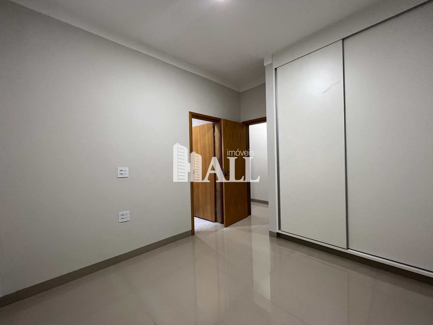 Casa de Condomínio à venda com 3 quartos, 220m² - Foto 22