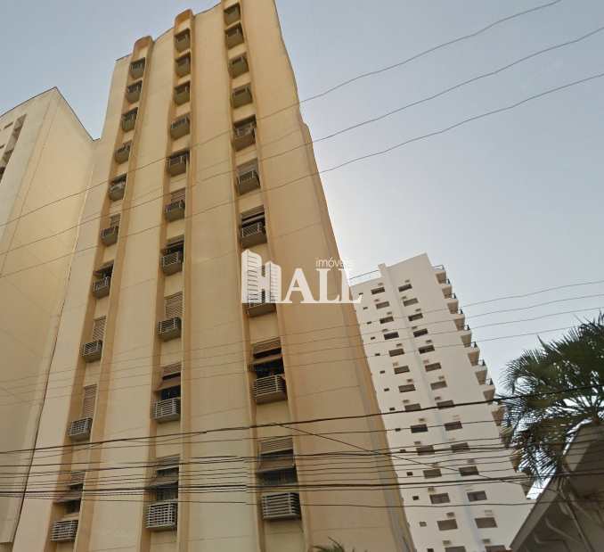 Apartamento à venda com 3 quartos, 150m² - Foto 1