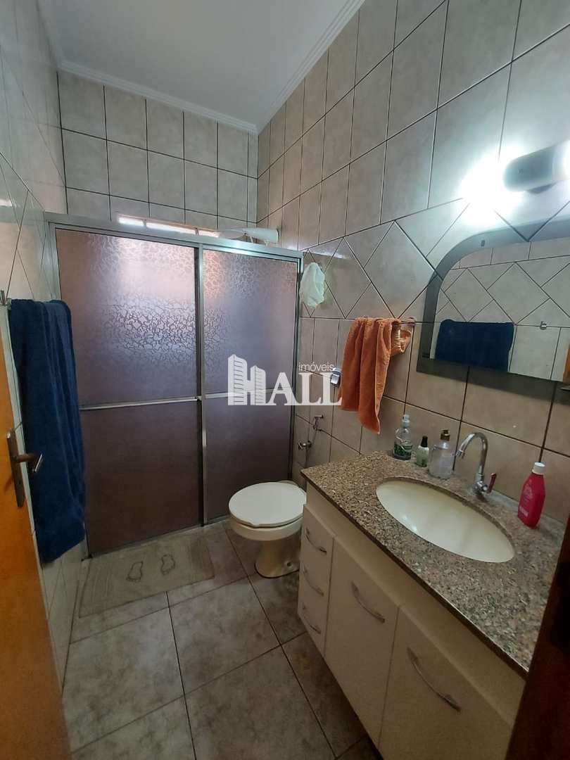 Casa à venda com 3 quartos, 197m² - Foto 4