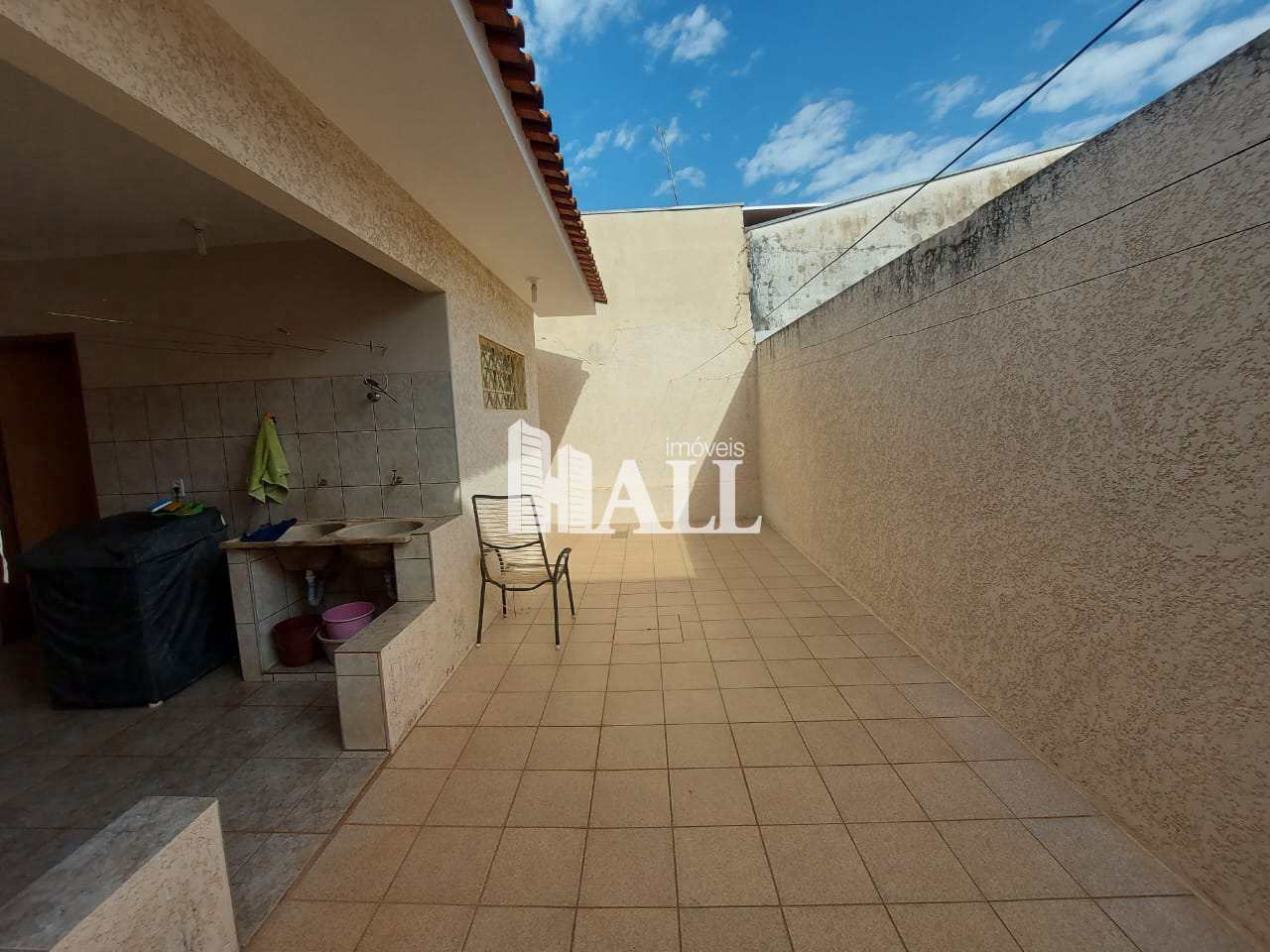 Casa à venda com 3 quartos, 197m² - Foto 9