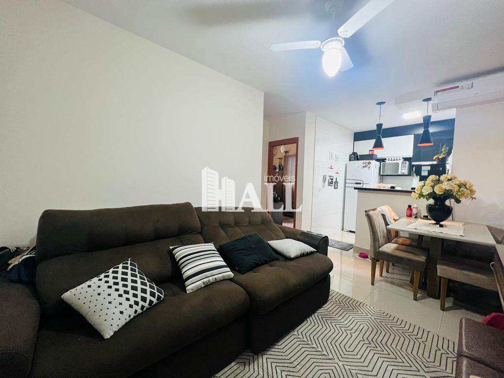 Apartamento à venda com 2 quartos, 45m² - Foto 3