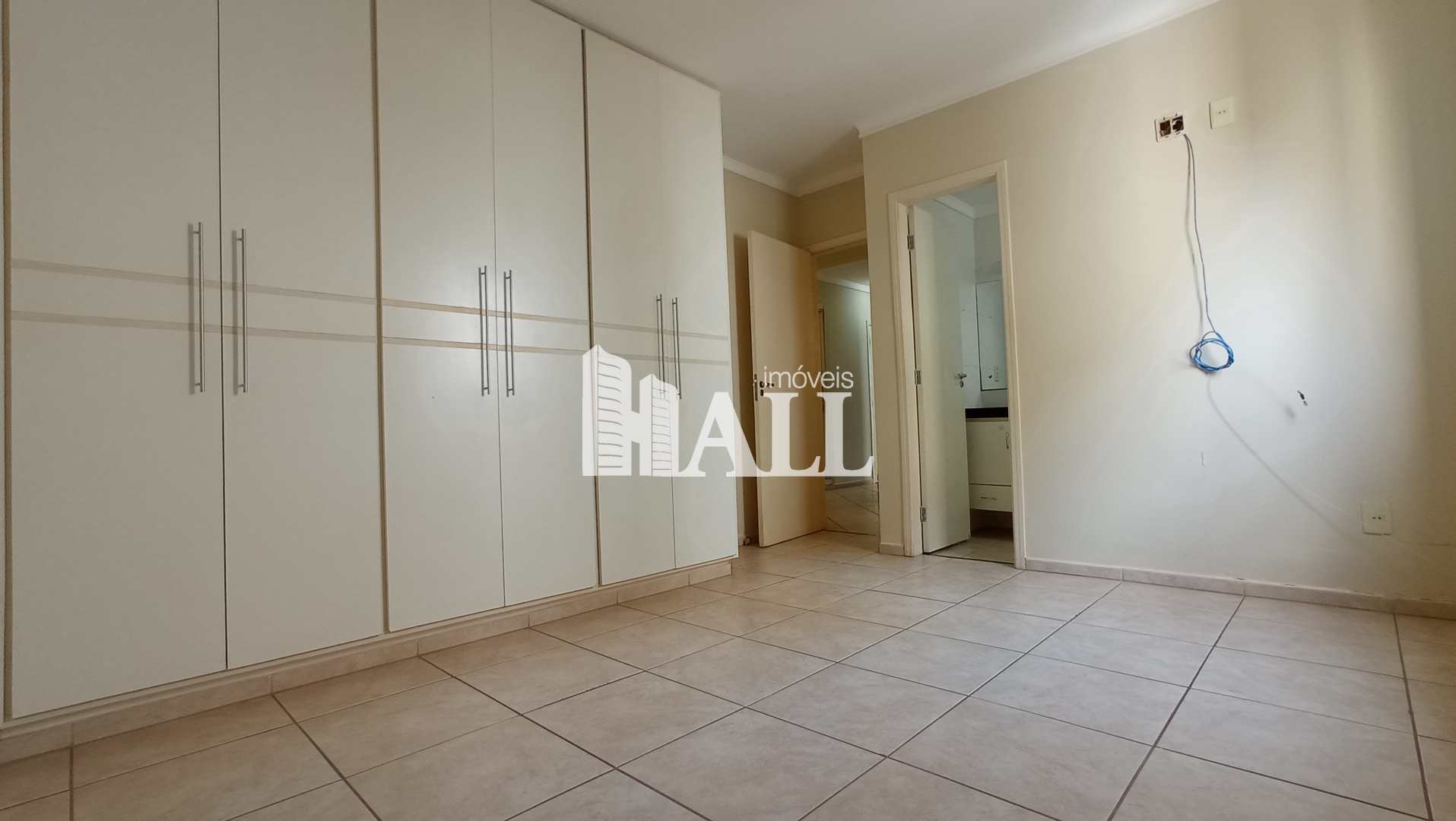 Apartamento à venda com 2 quartos, 80m² - Foto 9