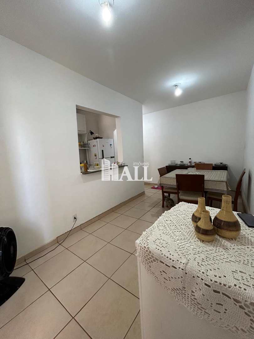 Apartamento à venda com 3 quartos, 72m² - Foto 2