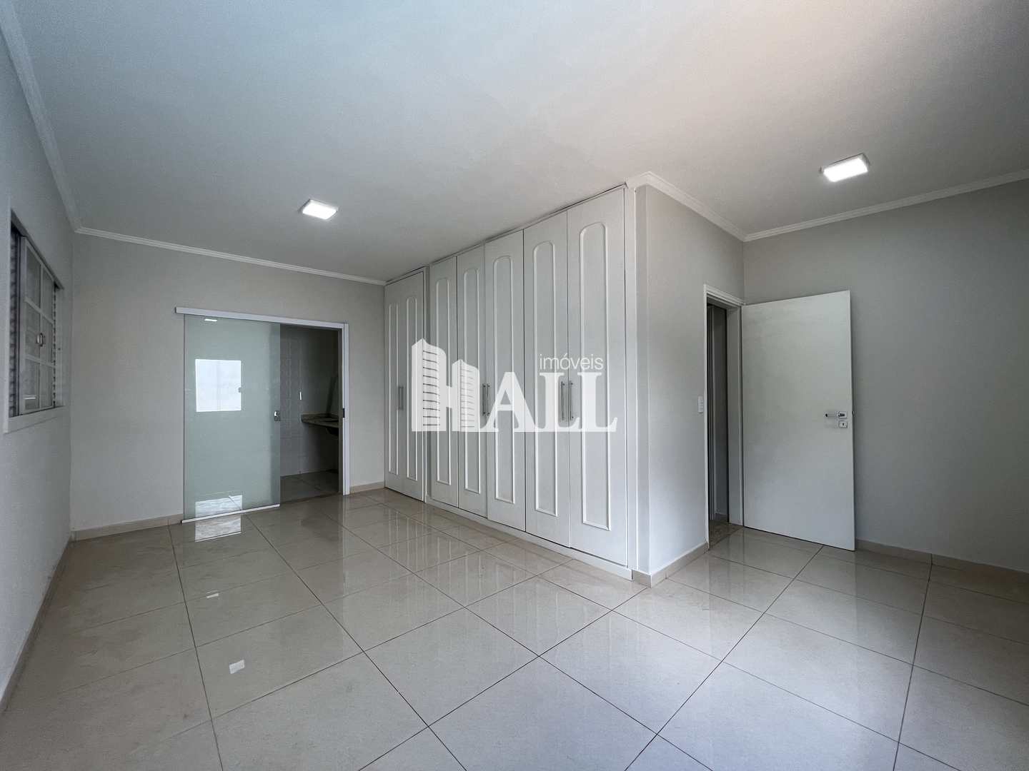 Casa à venda com 3 quartos, 200m² - Foto 16