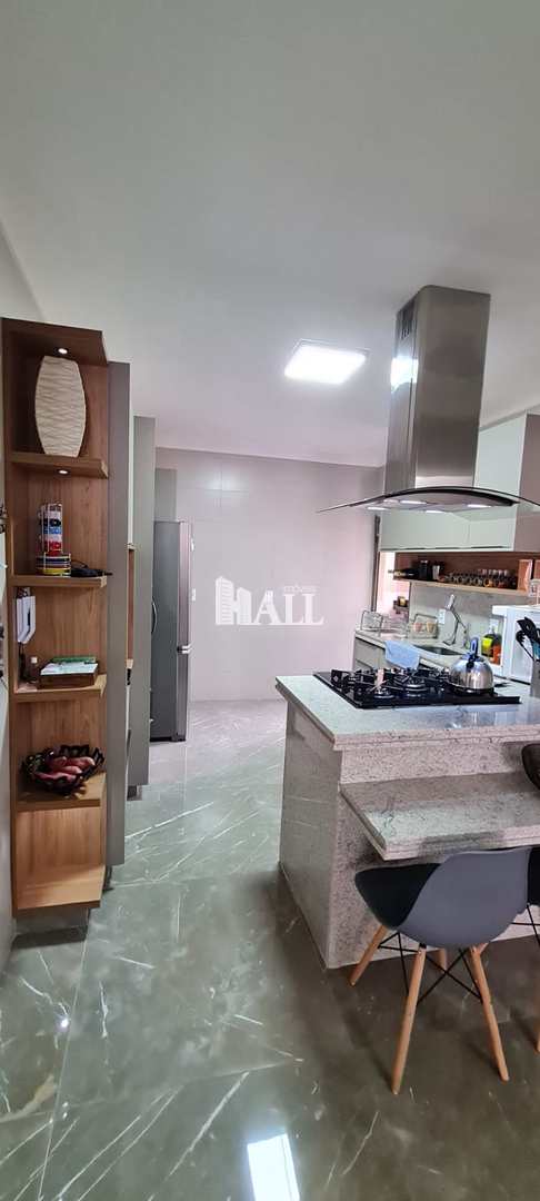 Apartamento à venda com 3 quartos, 125m² - Foto 11