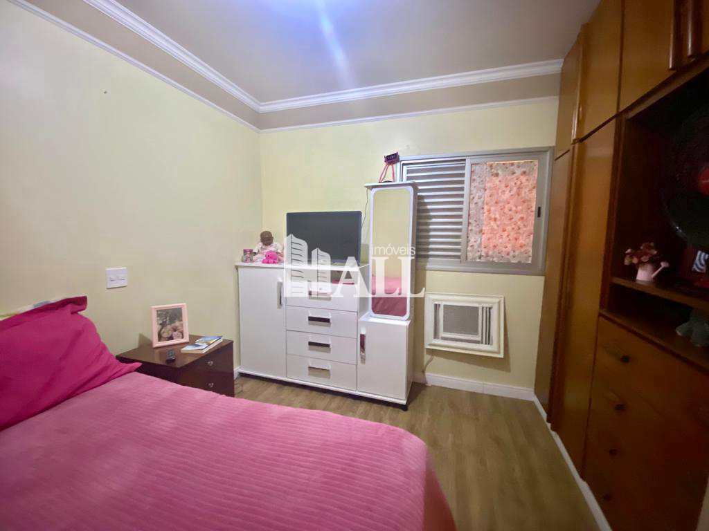 Apartamento à venda com 3 quartos, 110m² - Foto 8