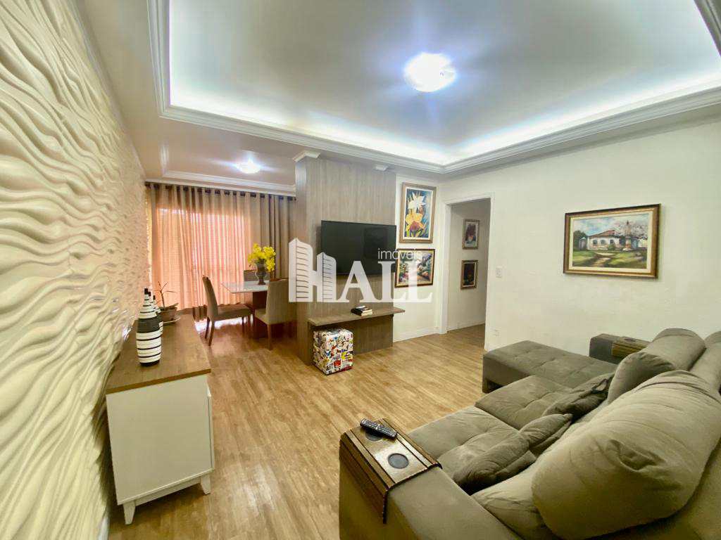 Apartamento à venda com 3 quartos, 110m² - Foto 1