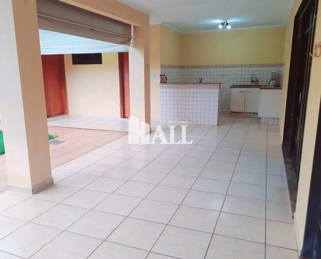 Casa de Condomínio à venda com 3 quartos, 287m² - Foto 1