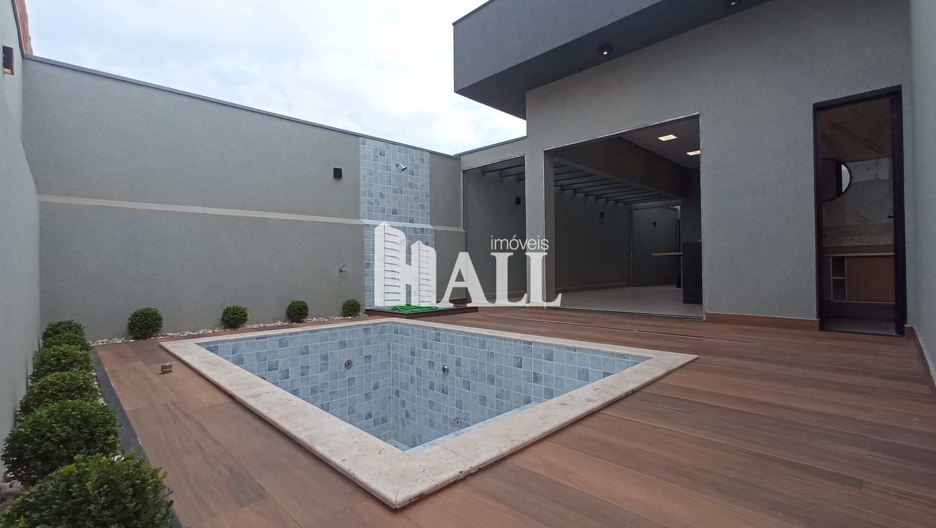 Casa de Condomínio à venda com 3 quartos, 167m² - Foto 2