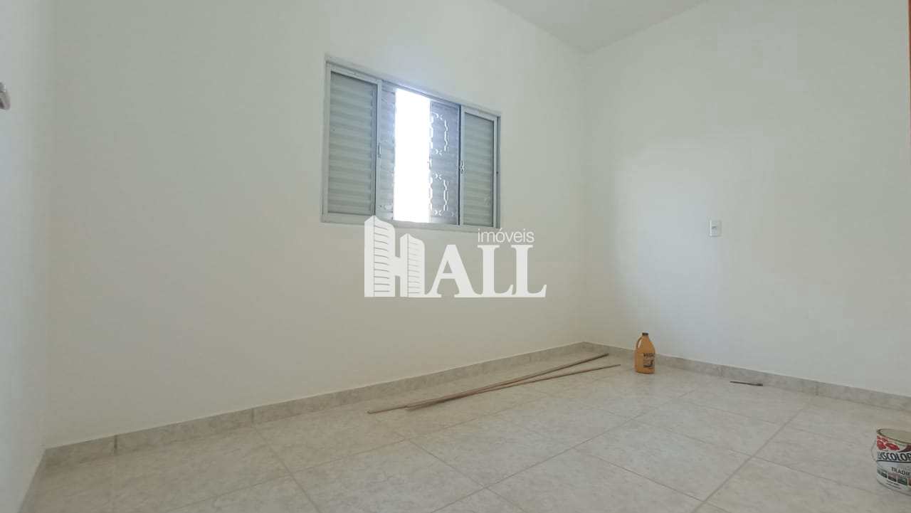 Casa à venda com 4 quartos, 200m² - Foto 4