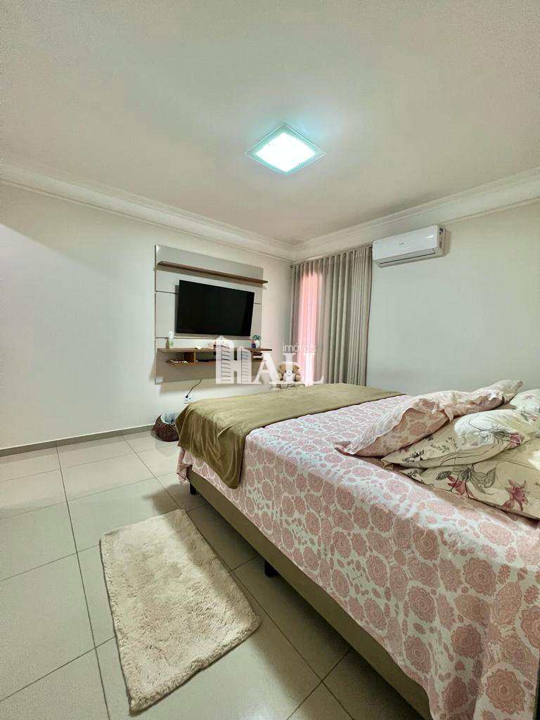 Apartamento à venda com 4 quartos, 240m² - Foto 10