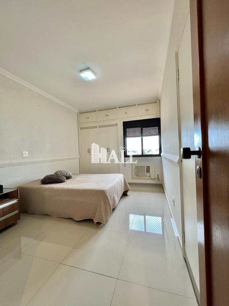 Apartamento à venda com 4 quartos, 240m² - Foto 12