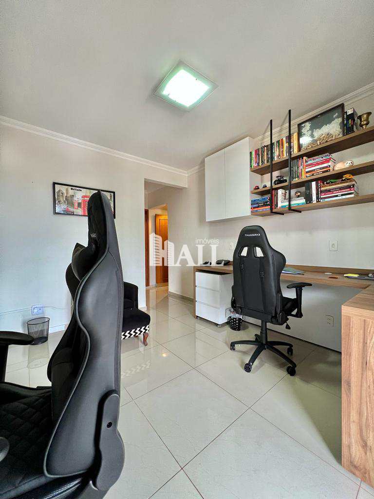 Apartamento à venda com 4 quartos, 240m² - Foto 3