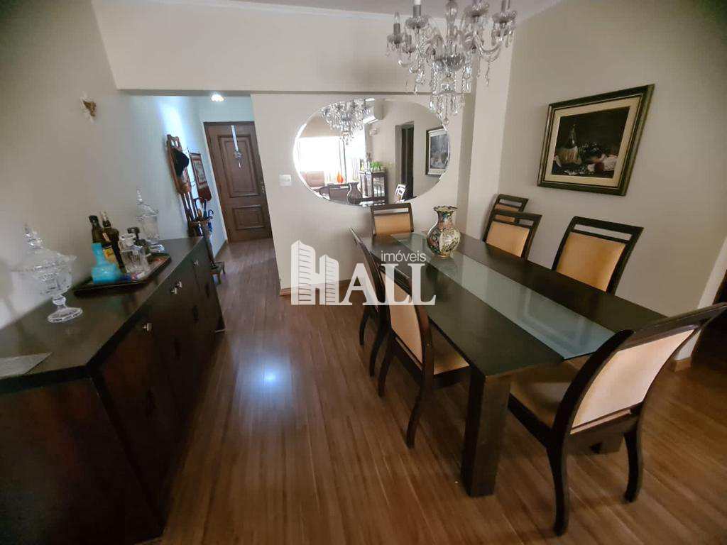 Apartamento à venda com 3 quartos, 95m² - Foto 2