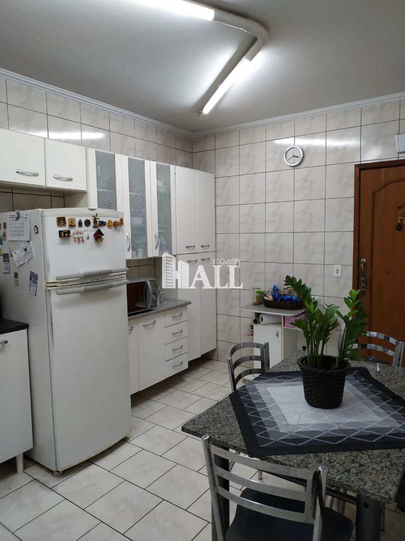 Apartamento à venda com 3 quartos, 100m² - Foto 4