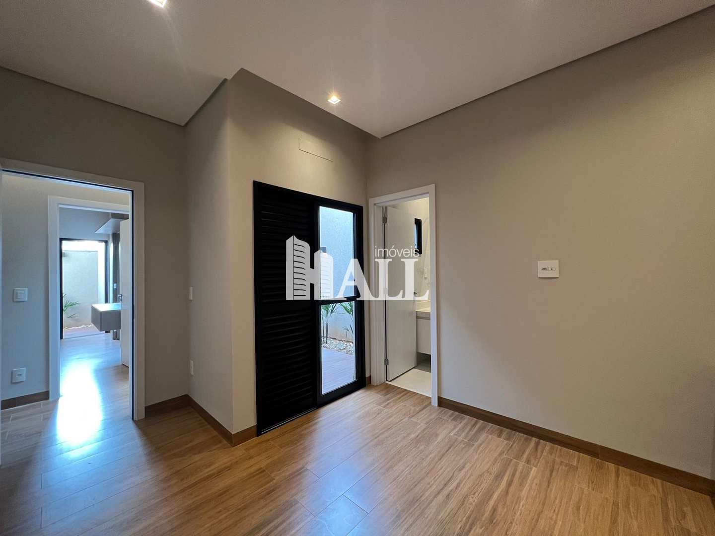 Casa de Condomínio à venda com 3 quartos, 225m² - Foto 11