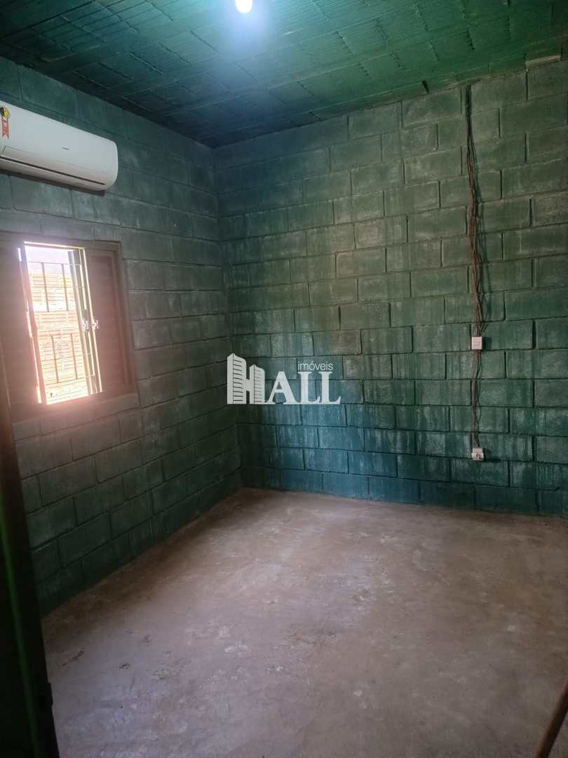 Chácara à venda com 2 quartos, 85m² - Foto 4