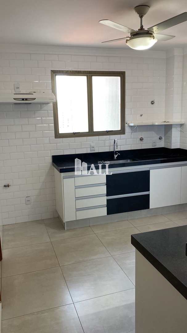 Apartamento à venda com 3 quartos, 113m² - Foto 29