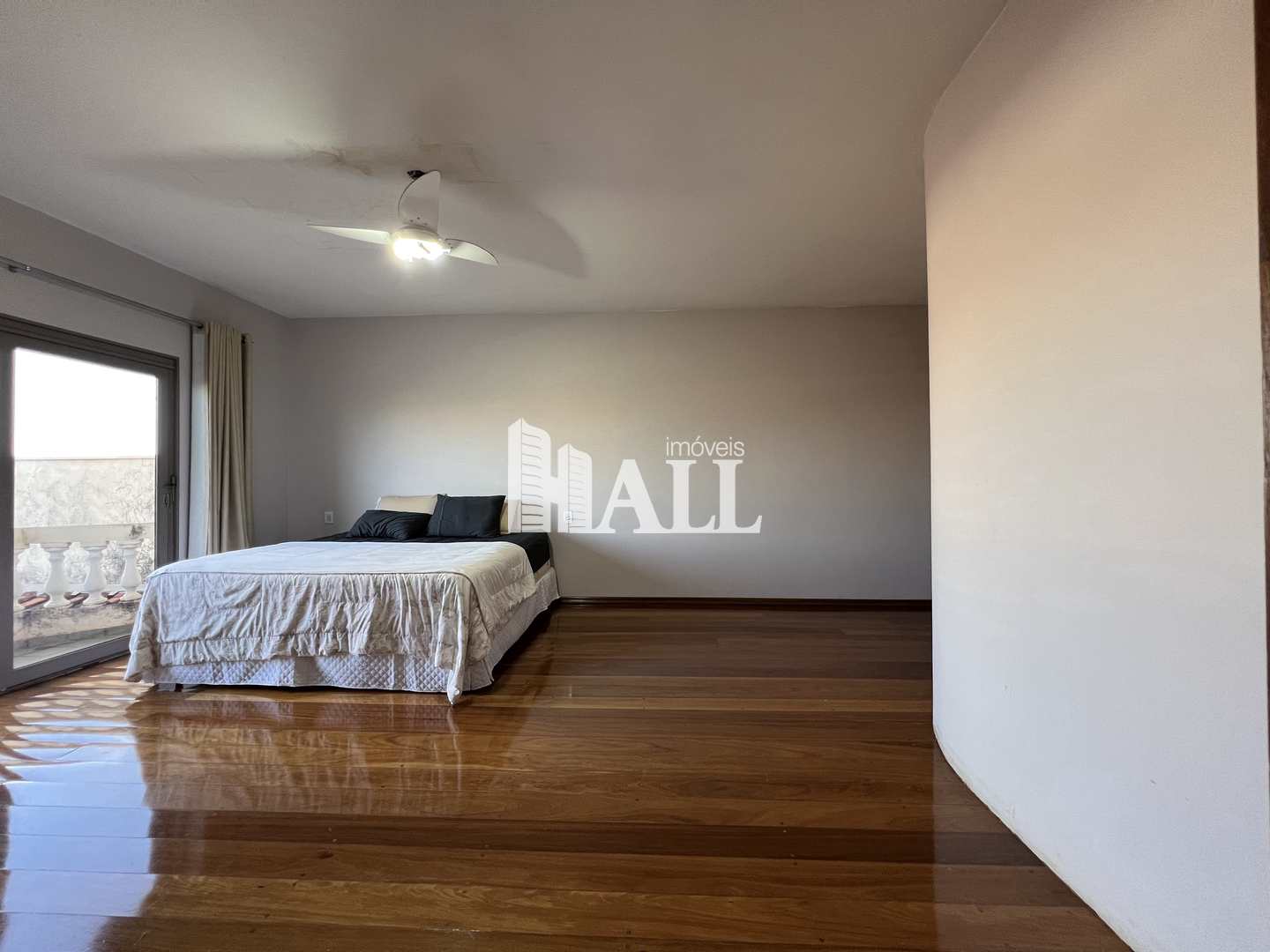 Casa à venda com 6 quartos, 364m² - Foto 15