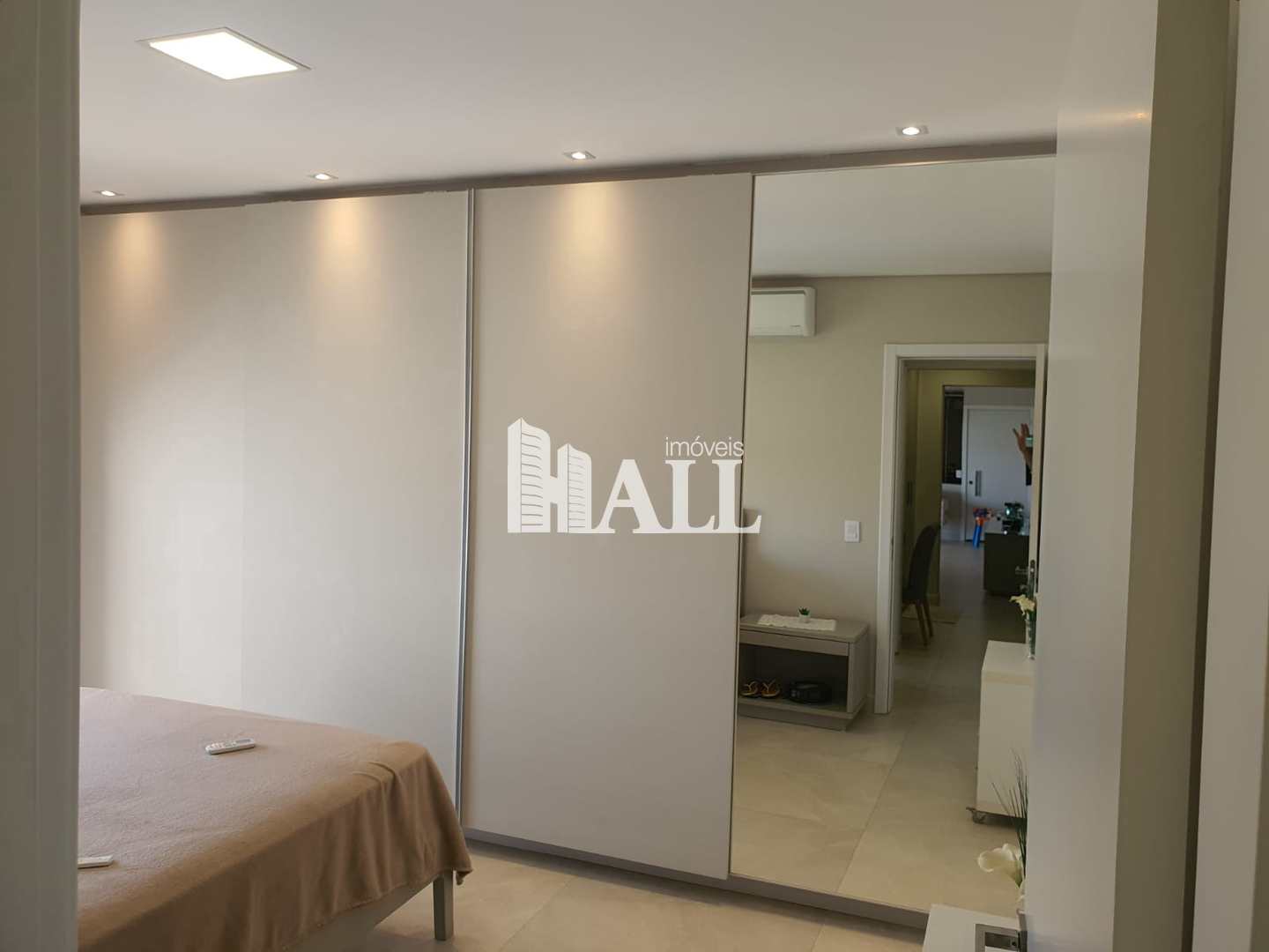 Apartamento à venda com 3 quartos, 142m² - Foto 11