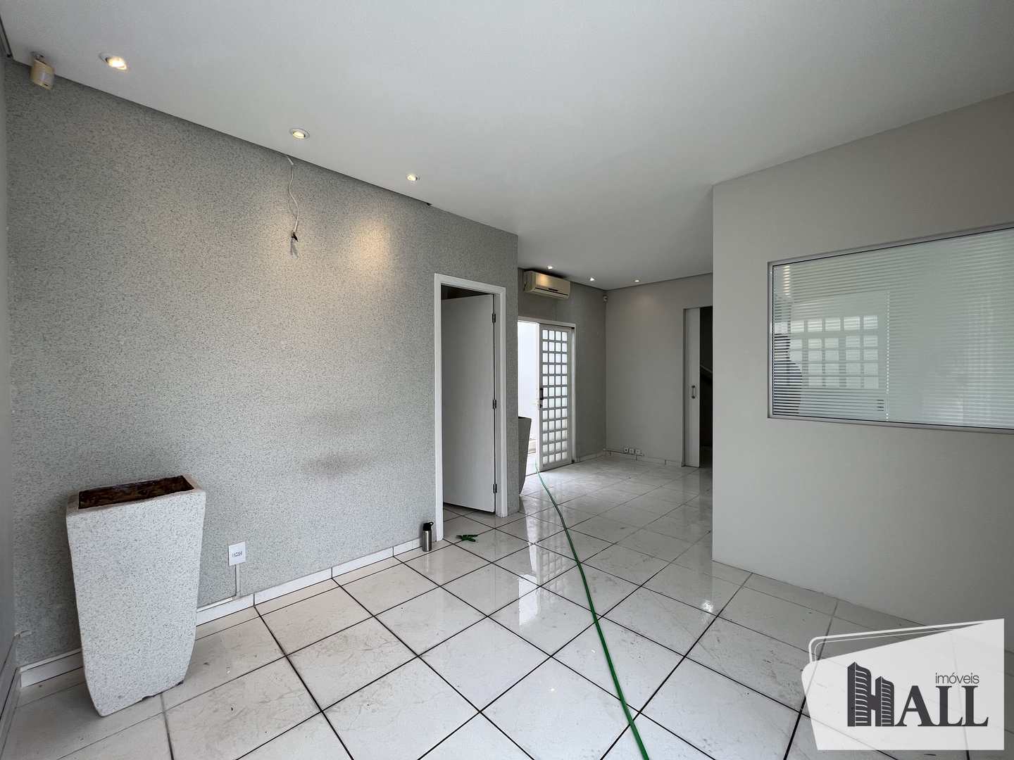 Sobrado à venda com 1 quarto, 200m² - Foto 24