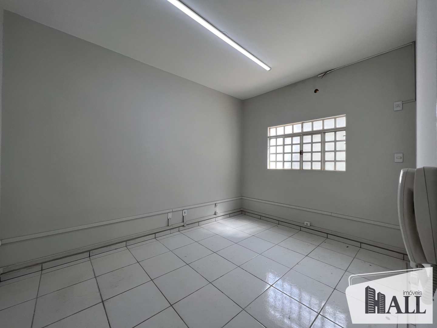 Sobrado à venda com 1 quarto, 200m² - Foto 11