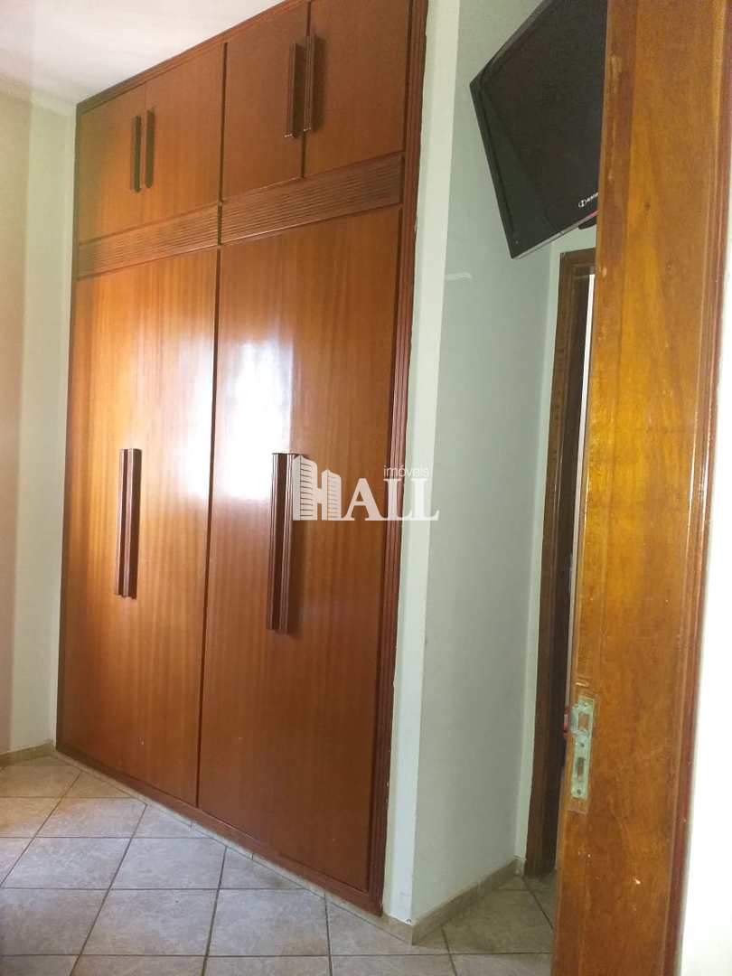 Casa à venda com 3 quartos, 138m² - Foto 4