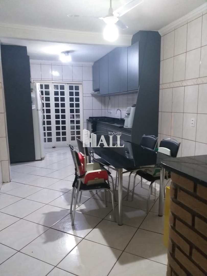 Casa à venda com 3 quartos, 138m² - Foto 20